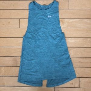 Nike athletic top